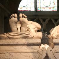 Königsgrab in der Basilika von St. Denis in Paris.