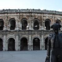 Nimes, Arena mit Matador.